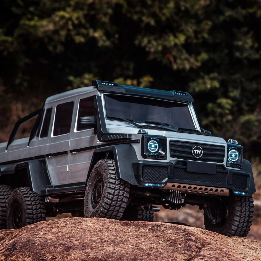 TRACTION HOBBY 1/8 Scale BG630 6X6 - RTR